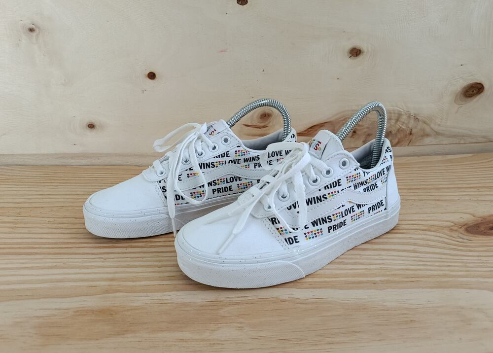 Vans Women's Sneakers Ward Pride Love Wins White Glitter Skate Size 6